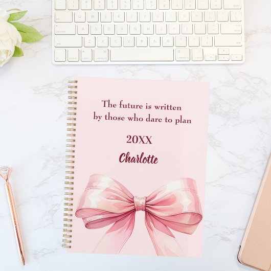 Rosa Schleife Inspirationszitat 2027 Planer