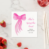 Rosa Schleife - Sie knüpft den Knoten - Junggesell Serviette (Beispiel)