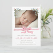 Rosa Schleifen-Grün-Weihnachten Baby Ankündigung (Stehend Vorderseite)
