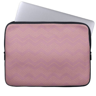 Rosa, schlichte, moderne, coole, trendige Zickzack Laptopschutzhülle