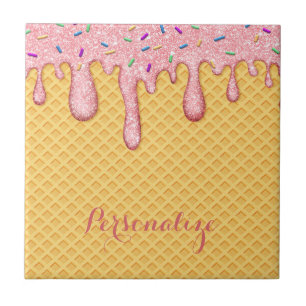 Rosa Schmelze Eiscreme Kone Süßigkeiten Nachtisch Fliese