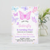 Rosa Schmetterling Einladung zum ersten Geburtstag (Stehend Vorderseite)