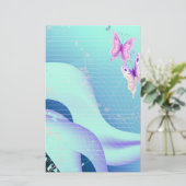 Rosa Schmetterling in den Wellen von blauem Briefpapier (Stehend Vorderseite)