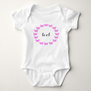 Rosa Schmetterlingsdraht mit anpassbarem Text Baby Strampler