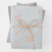 Rosa Schneeflocken in Grautönen Geschenkpapier Set (Beispiel)