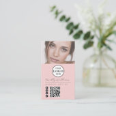 Rosa Schrift-Logo QR Code Foto Make-up Visitenkarte (Stehend Vorderseite)