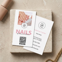 Rosa Schrift-Logo QR Code Foto Nagelstudio