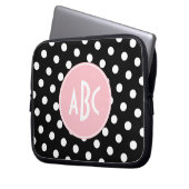 Rosa Schwarz-Polka-Dot-Monogramm Laptopschutzhülle (Vorderseite Links)