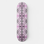 Rosa Schwarz-weiß Abstraktes Wiederholmuster Skateboard (Vorderseite)