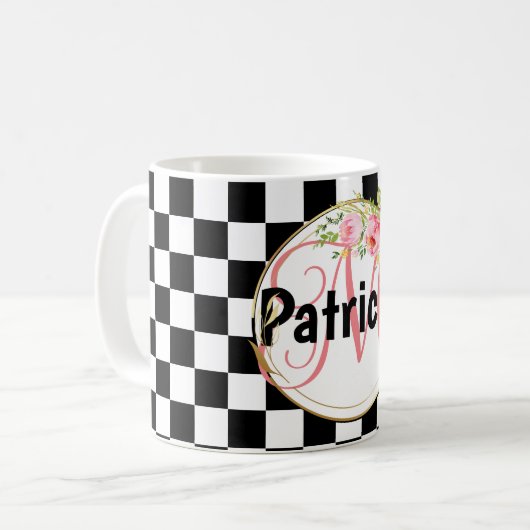 rosa Schwarz-Weiß-Schachtel-Monogramm Kaffeetasse (Vorderseite Links)