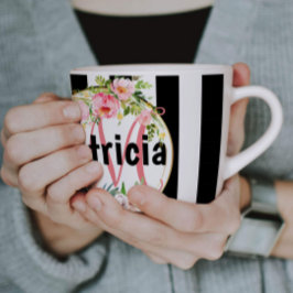 Rosa Schwarz-Weiß Streifen Monogramm Kaffeetasse
