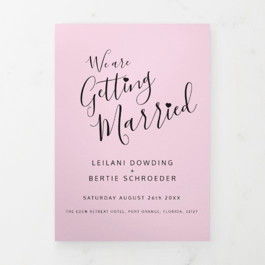 Rosa, Schwarz-weiße kleine Herzhochzeit Dreifach Gefaltete Einladung (Cover)