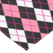 Rosa Schwarz-weiße Raute Diamantdesign Tischdecke (Schrägansicht)