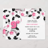 Rosa schwarze Fußballbälle Kindergeburtstag Party Einladung (Vorne/Hinten)