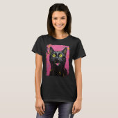 Rosa schwarze Katze T-Shirt (Vorne ganz)