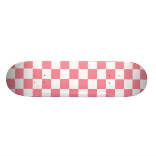 Rosa schwarze u. weiße karierte skateboard
