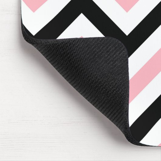 Rosa, schwarze, weiße große Zickzack ZigZag-Muster Mousepad (Ecke)