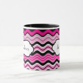 Rosa, schwarze, weiße Streifen - personalisierte U Tasse (Zentrum)