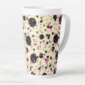 Rosa & schwarzes Glamour-Punkte-Muster Milchtasse (Rechte Ecke)