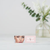 Rosa Schwarzes Modernes Foto-Makeup-Mini Mini Visitenkarte (Stehend Vorderseite)