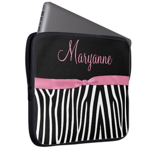 Rosa schwarzes Zebra-Rosa-Band-Monogramm Laptopschutzhülle (Vorne Rechts)