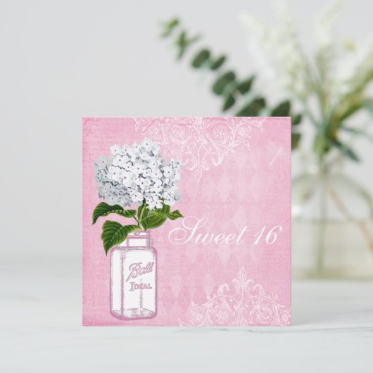 Rosa Shabby Chic Jar & Hydrangea Süß 16 Einladung (Stehend Vorderseite)