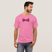Rosa Shirt mit lila Bogen-Krawatte mit rosa (Vorne ganz)