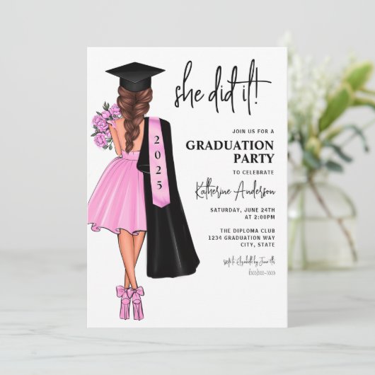 Rosa Sie machte es Graduiertenparty Einladung (Stehend Vorderseite)