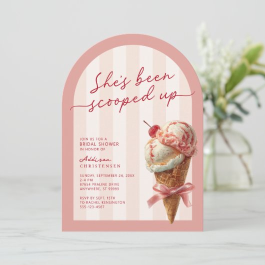 Rosa Sie wurde ins Brautparty geschossen Einladung (Stehend Vorderseite)