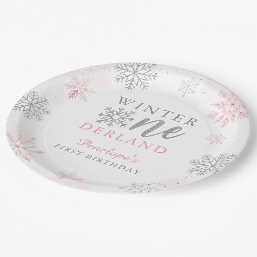Rosa Silberner Glitzer Winter Onederland 1. Geburt Pappteller (Schrägansicht)