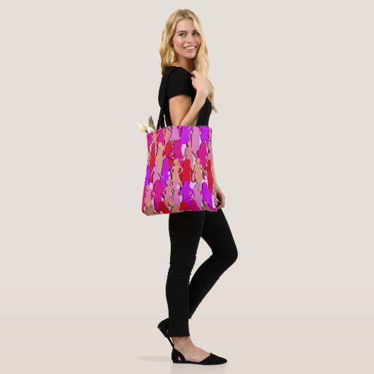 Rosa Silhouetten Tasche (Am Model)