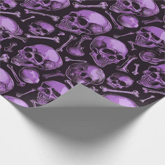 Rosa Skulls Schwarzes Halloween Geschenkpapier (Ecke)