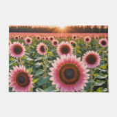 Rosa Sonnenblumenfeld Fußmatte (Vorderseite)