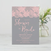 Rosa Spitzen Gray Bridal Dusche Einladung (Stehend Vorderseite)
