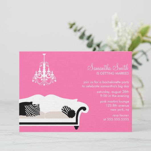 Rosa Stilcouch und Kronleuchter-Party Einladung (Stehend Vorderseite)