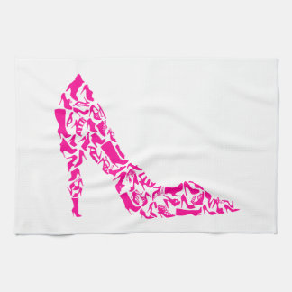 Rosa Stilett mit verschiedenen Schuh-Silhouetten Geschirrtuch