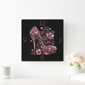 Rosa Stilettos mit Herz und Blume Quadratische Wanduhr (Zuhause)
