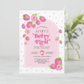 Rosa Strawberry Berry Erster Geburtstag Einladung (Stehend Vorderseite)