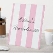 Rosa Streifen modernes Brautparty Sockelschild (In Situ)