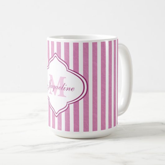 Rosa Streifen-Monogramm Kaffeetasse (VorderseiteRechts)
