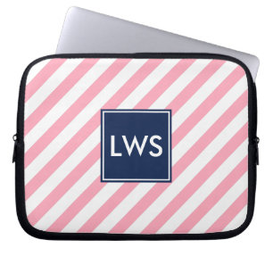 Rosa Streifen und blaues Monogramm Laptopschutzhülle