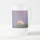 Rosa Supermond Adler Mattierte Tasse (VorderseiteRechts)
