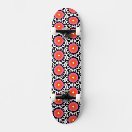 Rosa Suzani Muster Skateboard (Vorderseite)