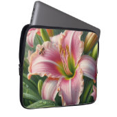 Rosa Taglilie Laptopschutzhülle (Vorne Rechts)