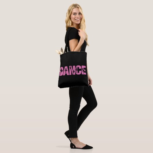 Rosa Tanz mit Ballerina Cutouts Tasche (Am Model)