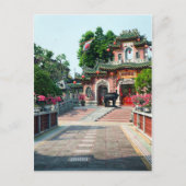 Rosa Tempel-Tor von Quan Cong, Hoi, Vietnam Postkarte (Vorderseite)
