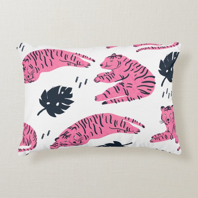 Rosa Tiger Tropical: Vintag von Hand Gezeichnet. Dekokissen (Vorderseite)