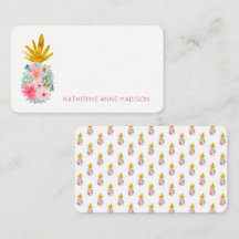 Rosa tropische Blume und Ananas