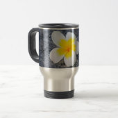 Rosa tropische Frangipani-Kunst Reisebecher (Vorderseite Links)