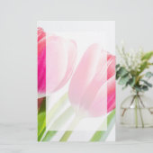 Rosa Tulips mit grünem Blätter Foto Briefpapier (Stehend Vorderseite)